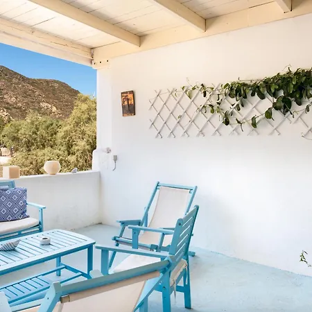 Beachfront Lampis Dolphin 1 Skala