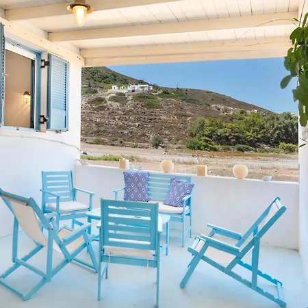 Beachfront Lampis Dolphin 1