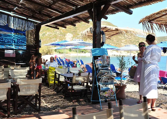 Beachfront Lampis Dolphin 1 بيت للعطل سكالا