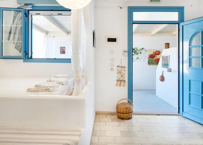 Beachfront Lampis Dolphin 1 * سكالا